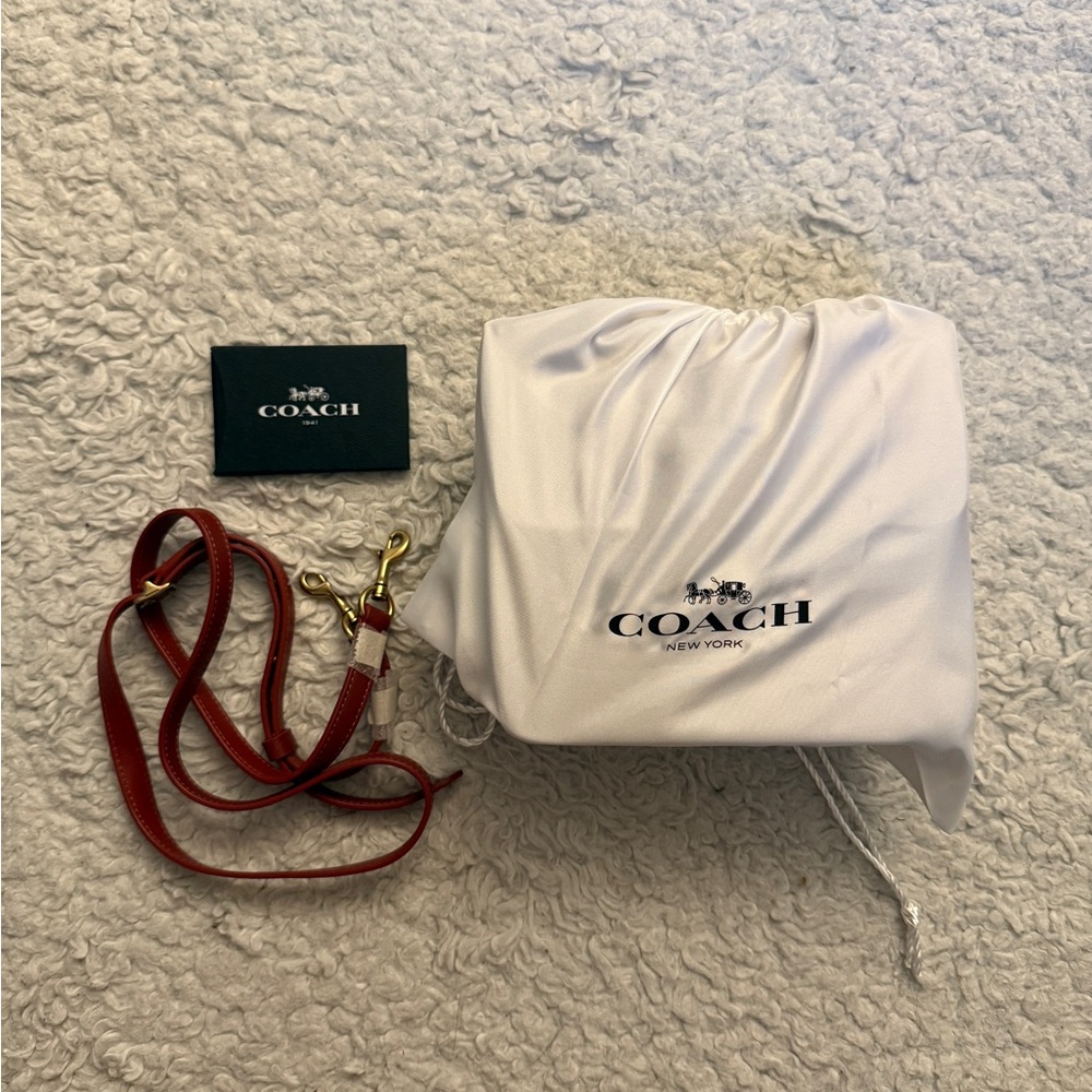 COACH Willis 18 Red Sand crossbody bag top handle - Picture 7 of 7